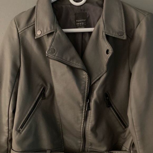 In Great Condition! Primark Gray Faux Leather Moto Jacket - Picture 2 of 6